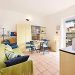 Casa E Vela Hotel apartamentowy Oggebbio