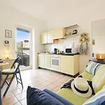 Aparthotel Casa E Vela 3*