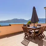 Casa E Vela Oggebbio