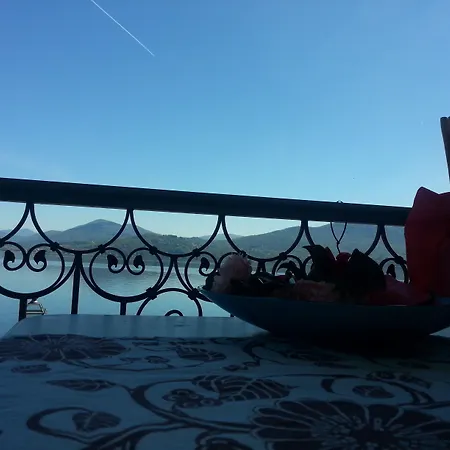Casa E Vela Apartahotel Oggebbio