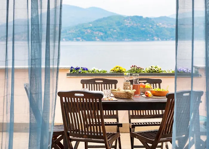 Aparthotel Casa E Vela Oggebbio