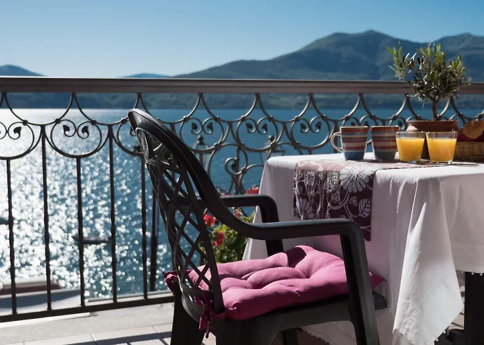 Casa E Vela Oggebbio